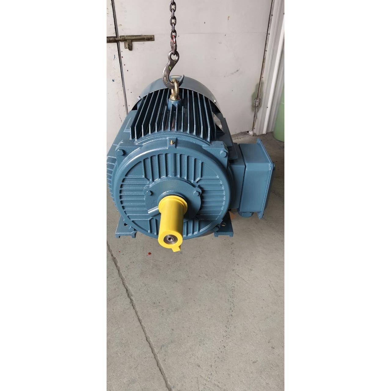 翕予机电YE355W三相380V异步电机8极交流马达机械设备工业全铜