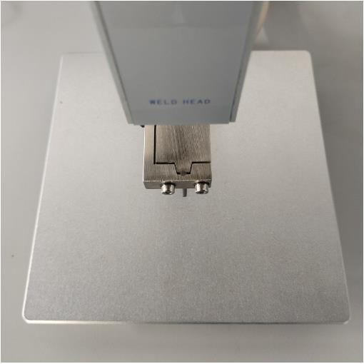 钨钼合金哈巴热压焊接漆包线长寿命光伏电池板转电阻凹槽焊接机构