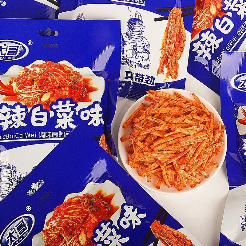 太哥辣白菜味辣条童年儿时经典怀旧麻辣小零食校园五毛钱休闲小吃