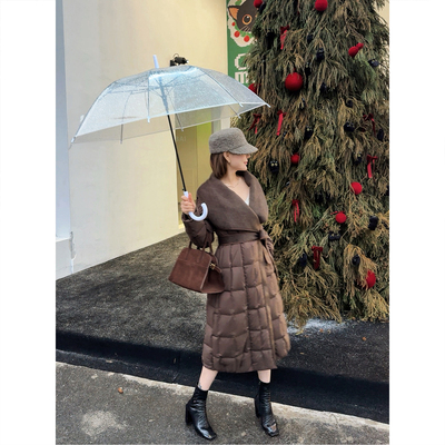 90鹅绒羊毛大翻领拼接保暖羽绒服