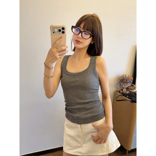 14针无缝一体针织背心女