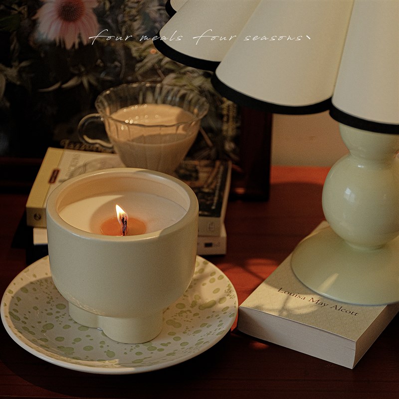 《枕边童话》超大罐510g香薰蜡烛氛围感小众高级陶瓷房间香氛礼物