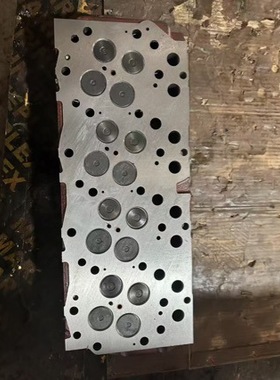 11101-78171 11101-78170 11101-78210 NO4C完整气缸盖