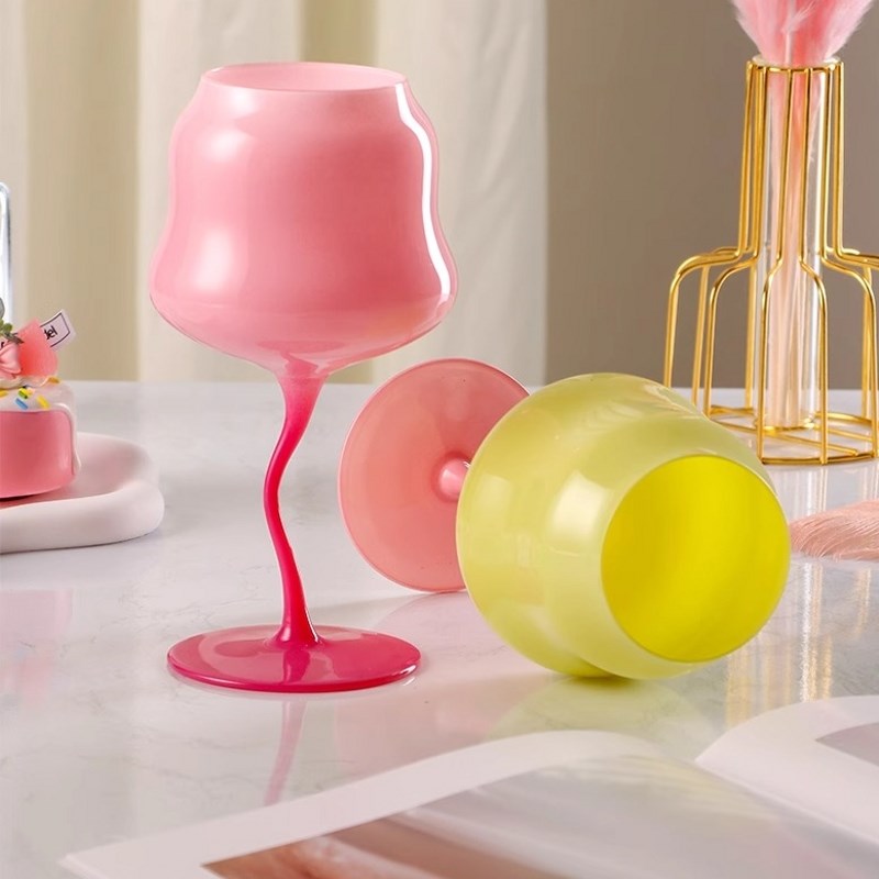 扭扭高脚玻璃杯高颜值女生可爱红酒杯果汁特别好看的杯子生日礼物