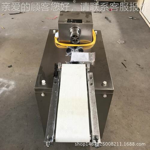 供应新一饸代拉板面机多功能面拉LS-1面自动立式烙面机小型拉面机