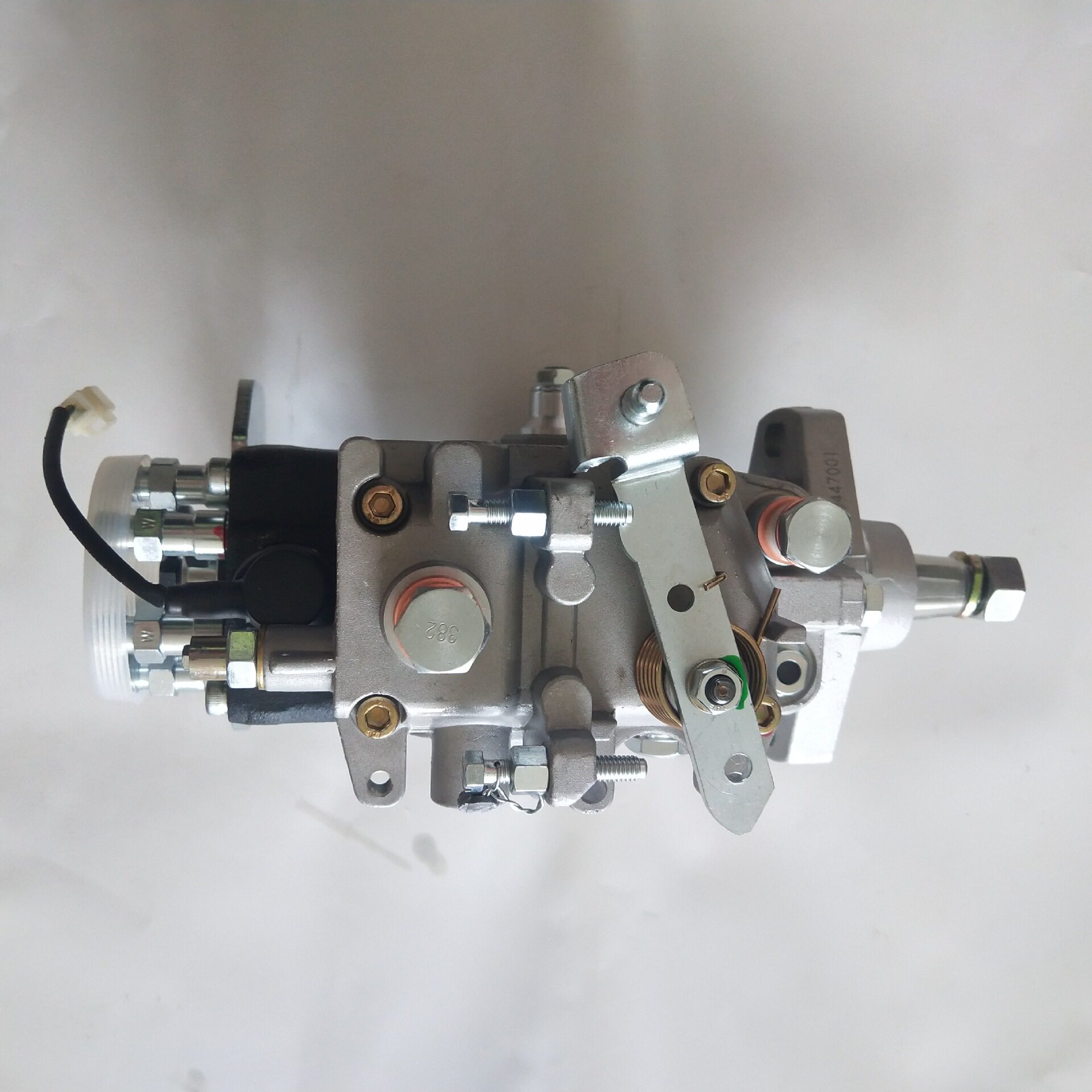 销售504215215 504054020 0460424274 VE4/12F1100L942油泵总成