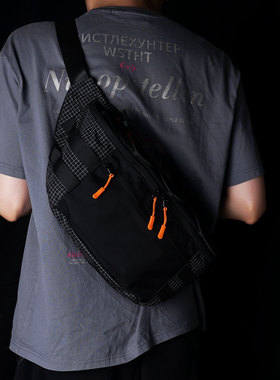 DOOMGEAR近月点大胸包12寸ipad考杜拉大力马机能斜挎单肩包腰包潮