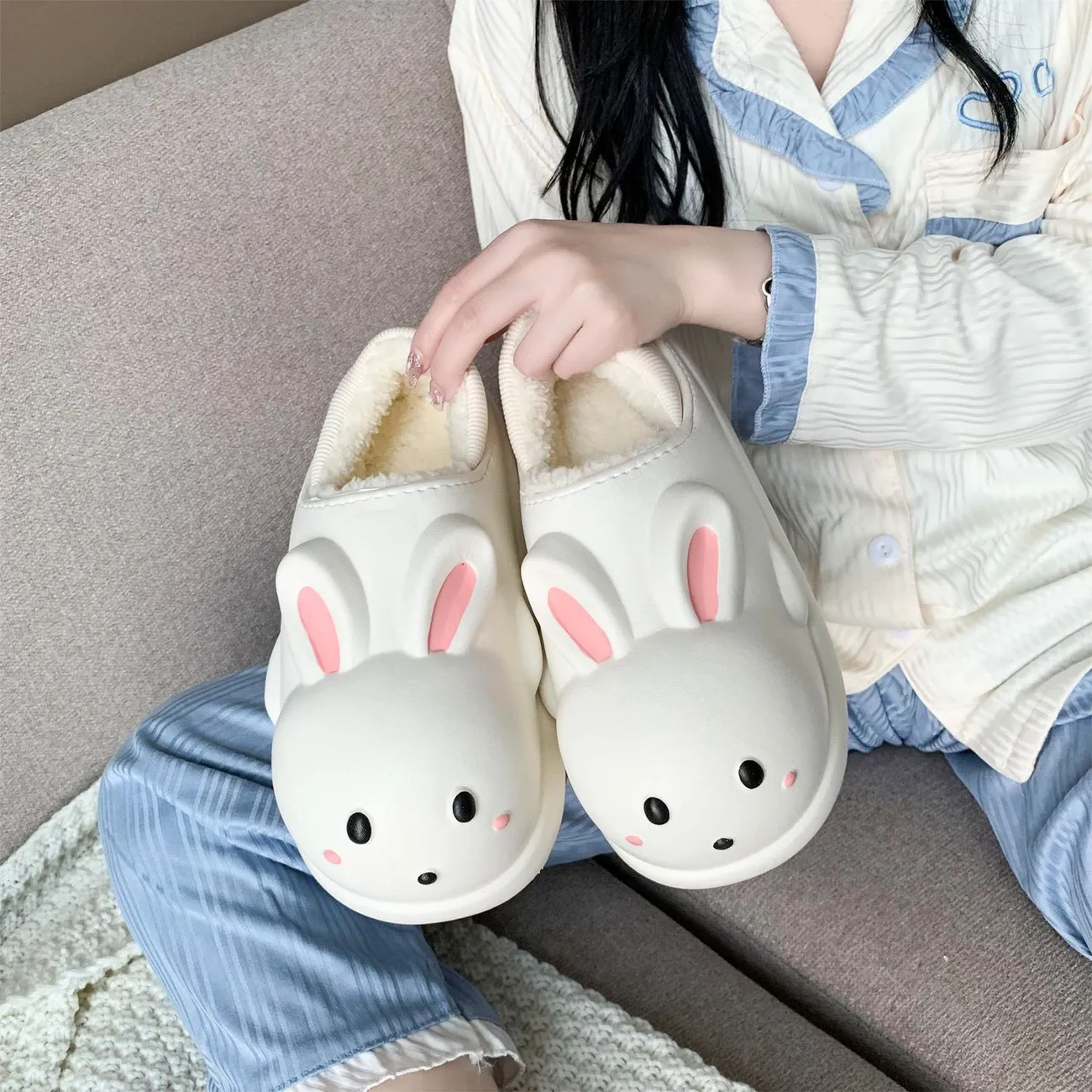 可爱兔子棉拖鞋女款冬季新款室内家居防水防滑包跟厚毛绒棉鞋女士