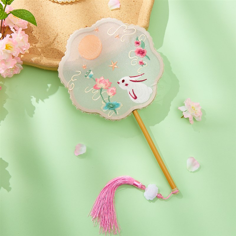 儿童刺绣古风玉兔团扇古装花瓣扇子搭配女童汉服旗袍舞蹈表演圆扇