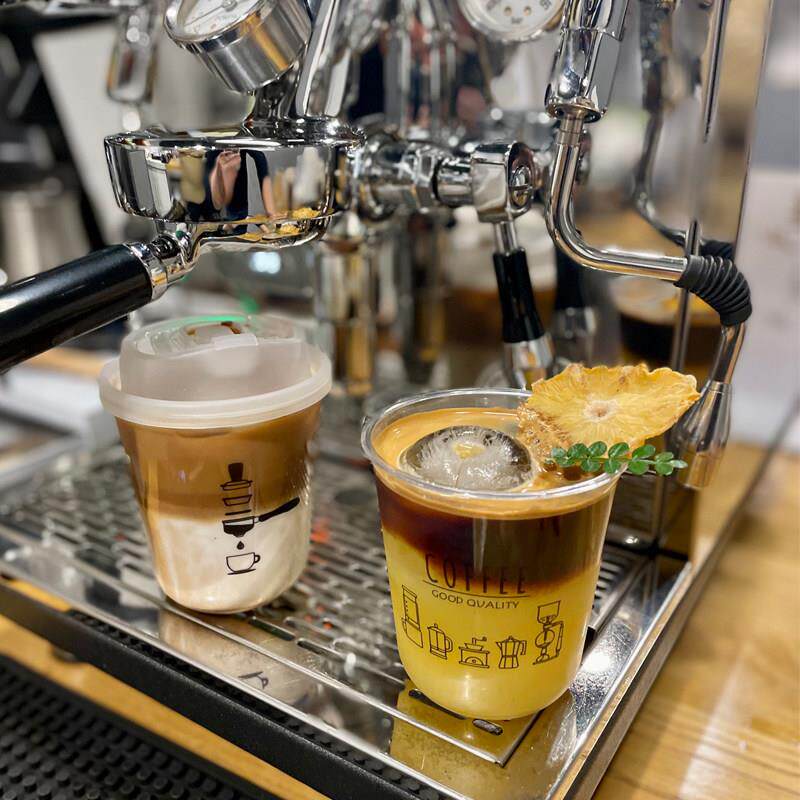 咖啡杯外出携带一次性带盖U型奶茶杯冷饮塑料杯自制饮品定制logo