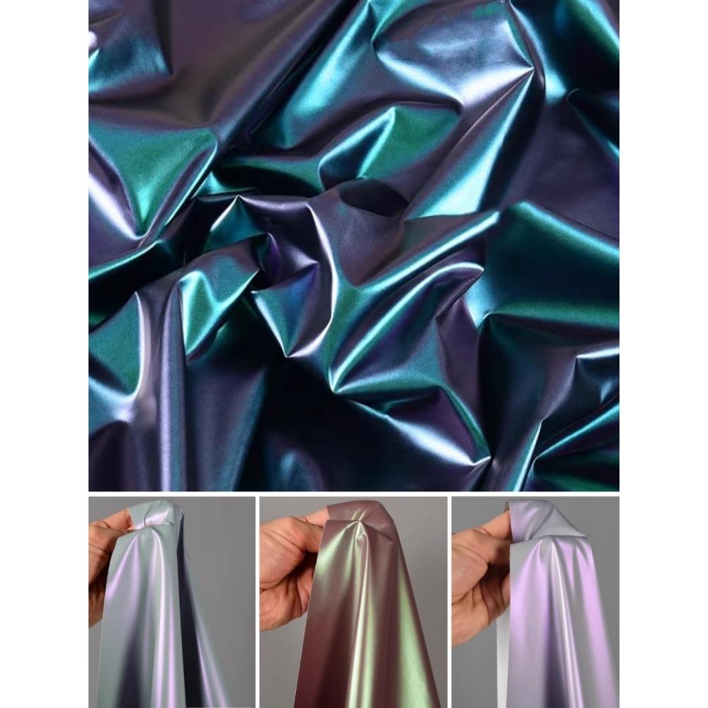 幻彩变色仿皮羽绒服布料 PU哑光膜科技感棉服防水炫彩流光面料