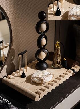 一匚 现代简约样板间衣帽间创意摆件 大理石托盘木质烛台装饰摆设