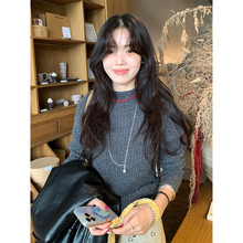 Hellooo Eat 100%绵羊毛无缝一体针织衫2024年冬季简约打底上衣