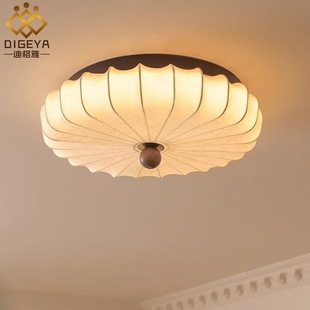 法式复古实木卧室灯吸顶灯中古客厅灯日式圆形布艺主卧书房灯具
