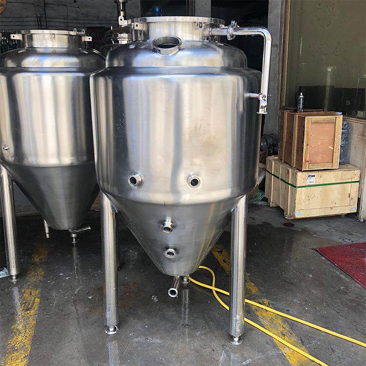 不锈发酵罐食EQI品级啤酒发酵钢不锈钢低罐速搅拌汁立果式发酵罐