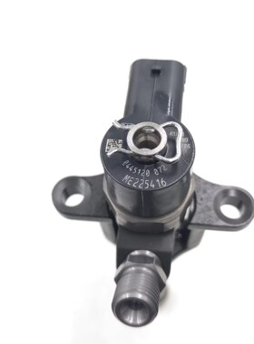 0445120072 ME225416柴油高压共轨喷油器总成4M50喷油嘴