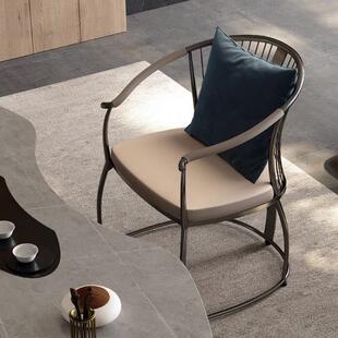 意式轻奢茶桌椅主人位设计师单椅别墅高端太师皮椅茶桌主人椅