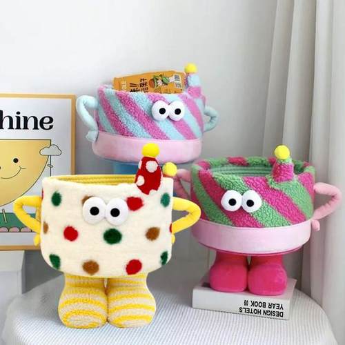 零食抱抱桶怪兽收纳筐卡通杂物整理收纳可爱羊羔绒日常家用整理篮