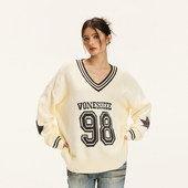 复古字母学院v领毛衫 上衣女慵懒风宽 SheeE 美式 昕怡专享 Vone