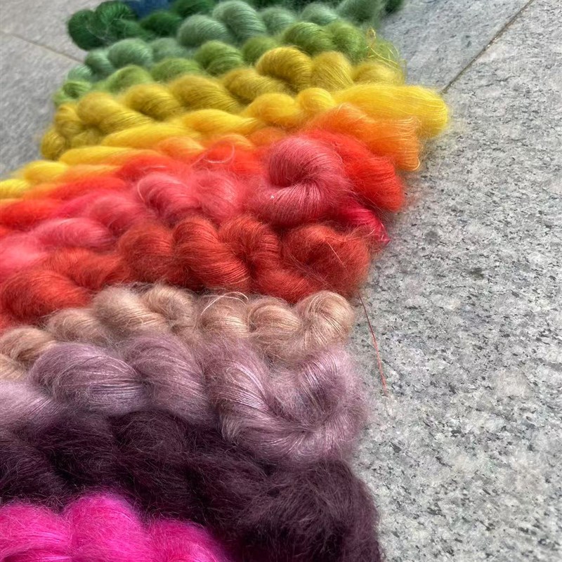 费雯丽 空中真丝幼马海毛毛线细线羊毛G手工编织diy钩针织毛衣围