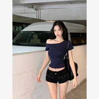 深藍(lán)色辣妹斜肩短袖修身T