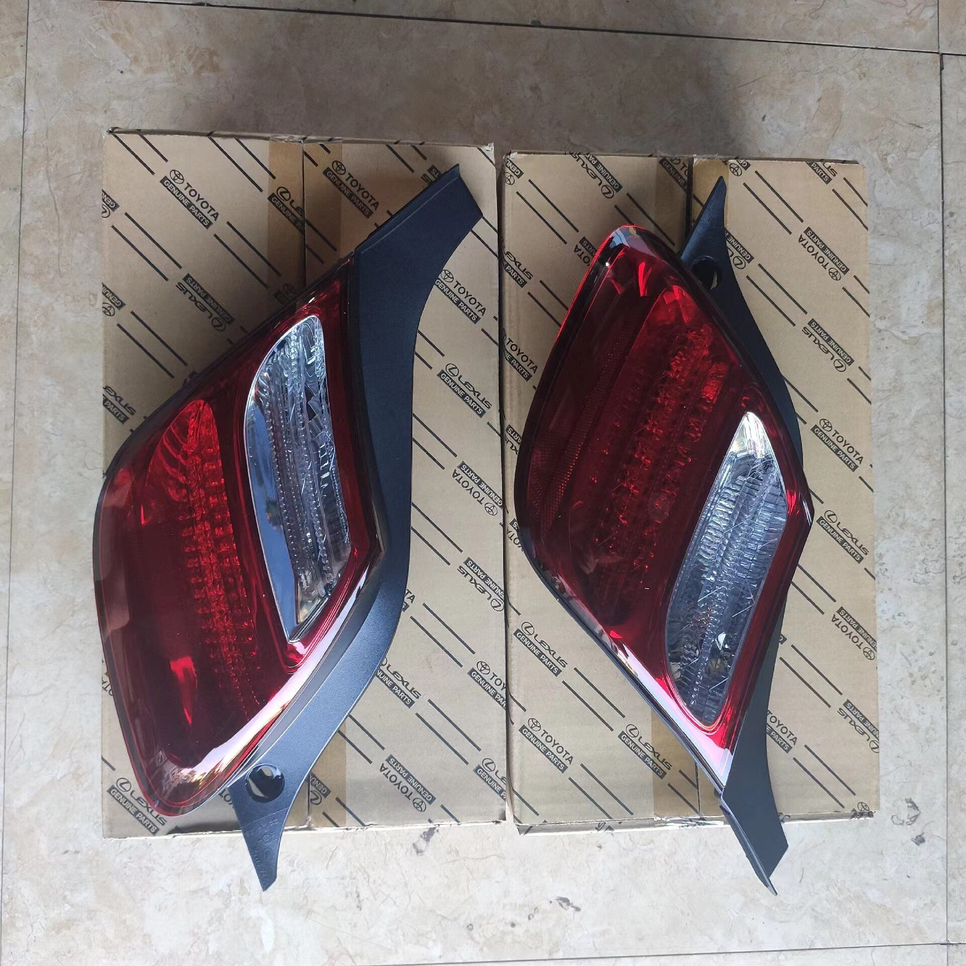 SC尾灯转向灯防撞尾灯后照明灯