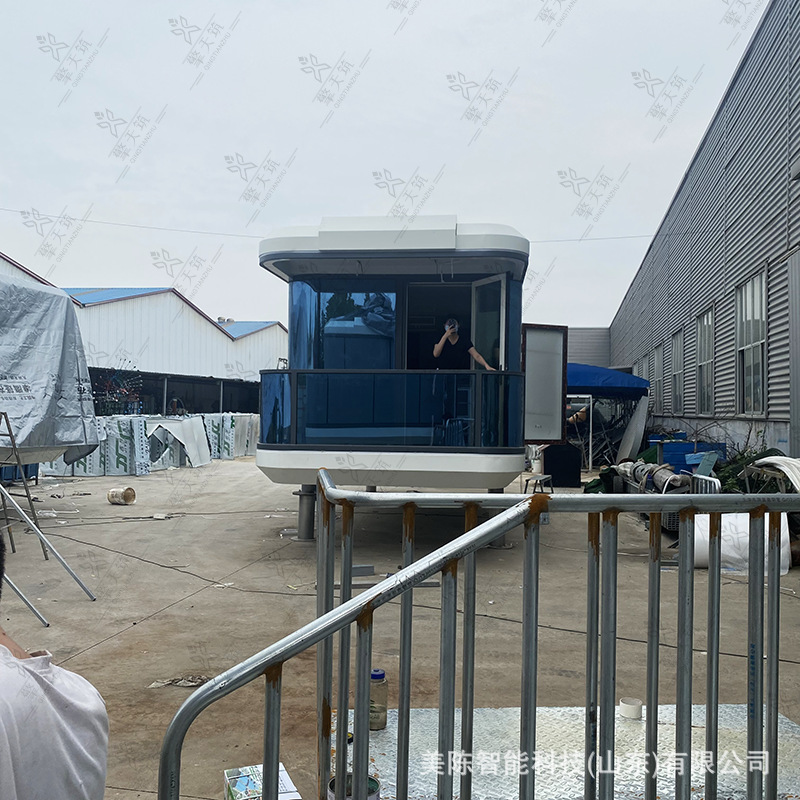 可移动民宿集装箱轻钢住人酒店 户外别墅包箱 景区餐厅集装箱房