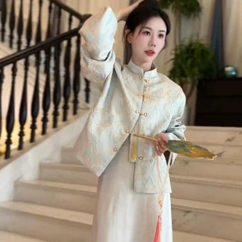 蜜糖之城新中式国风提花盘扣短外套女2025春秋季新款高级感上衣服