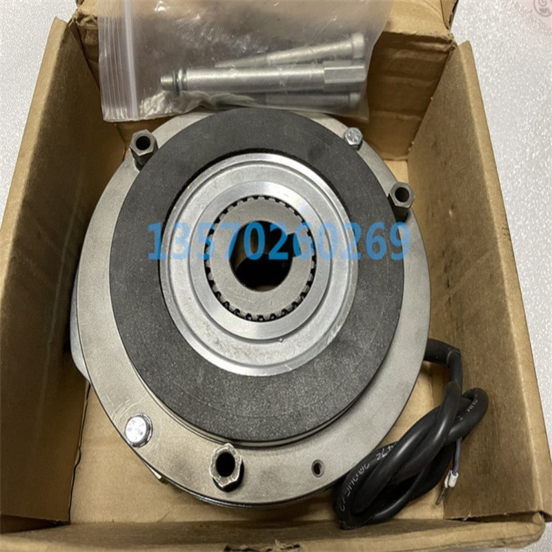 12.5t大车三合一驱动装置制动器摩擦片19061902 132M BRE100 180V