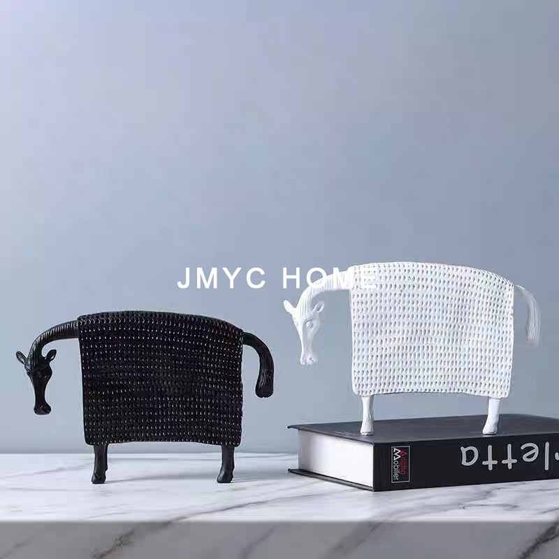 简约现代创意装饰盔甲马摆件家居客厅工艺品电视柜样板间玄关饰品