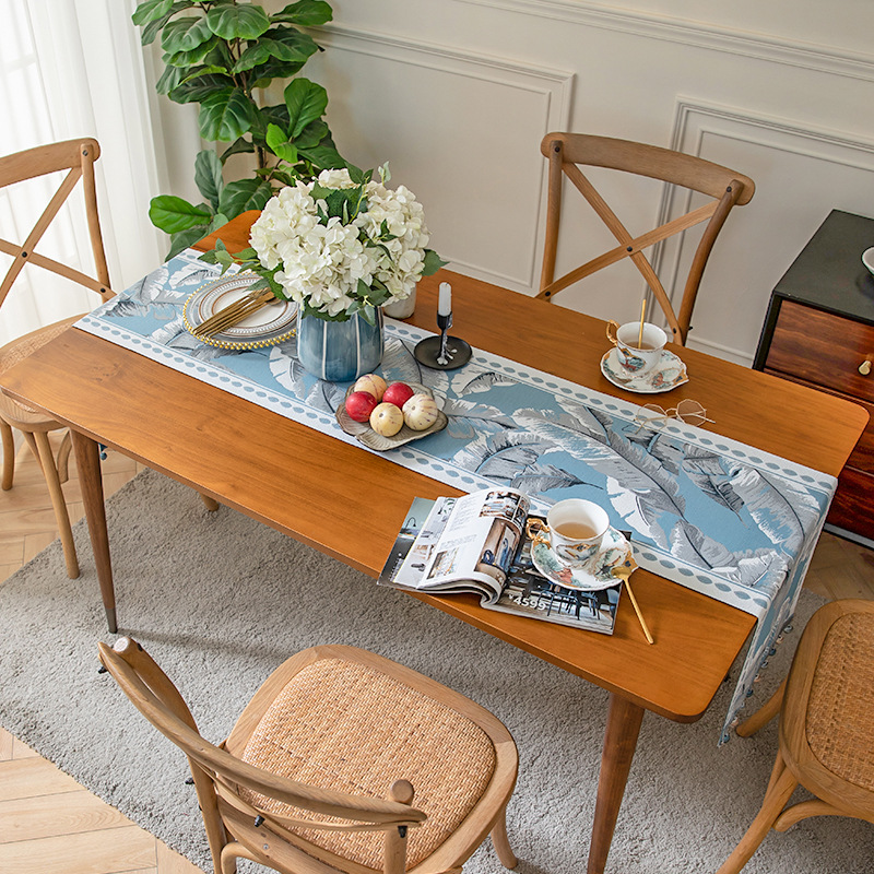 北欧风印花芭蕉叶桌旗布