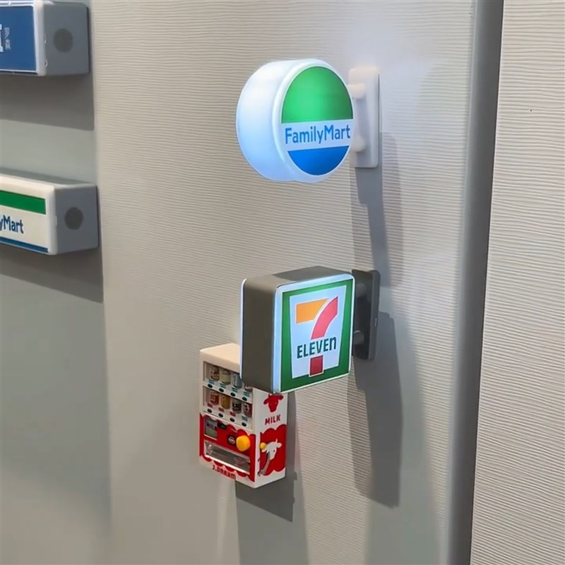 便利店冰箱贴磁贴全家711罗森创意创意展示灯牌灯U箱玩具模型发光