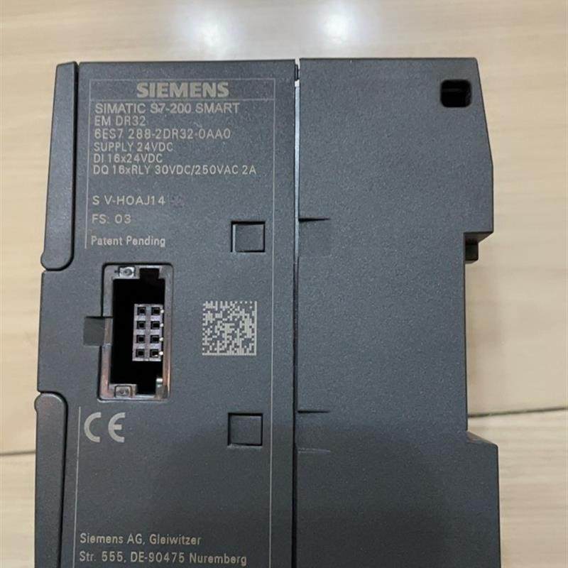 西门子6ES7288-2DR32-0AA0模块95新实物图无包装可充全新