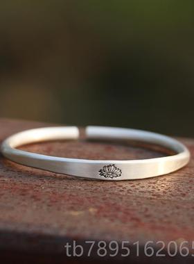 高档99纯银磨砂古法中间扁 雏菊精致实心天然9文艺复手古镯