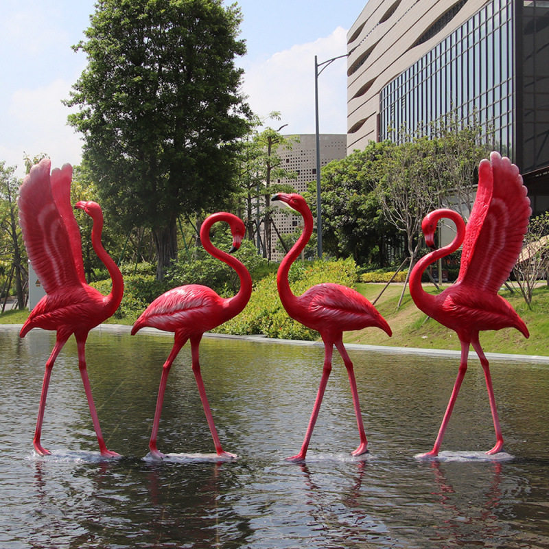 户外仿真火烈鸟雕塑玻璃钢园林景观摆件婚庆道具庭院商场美陈装饰