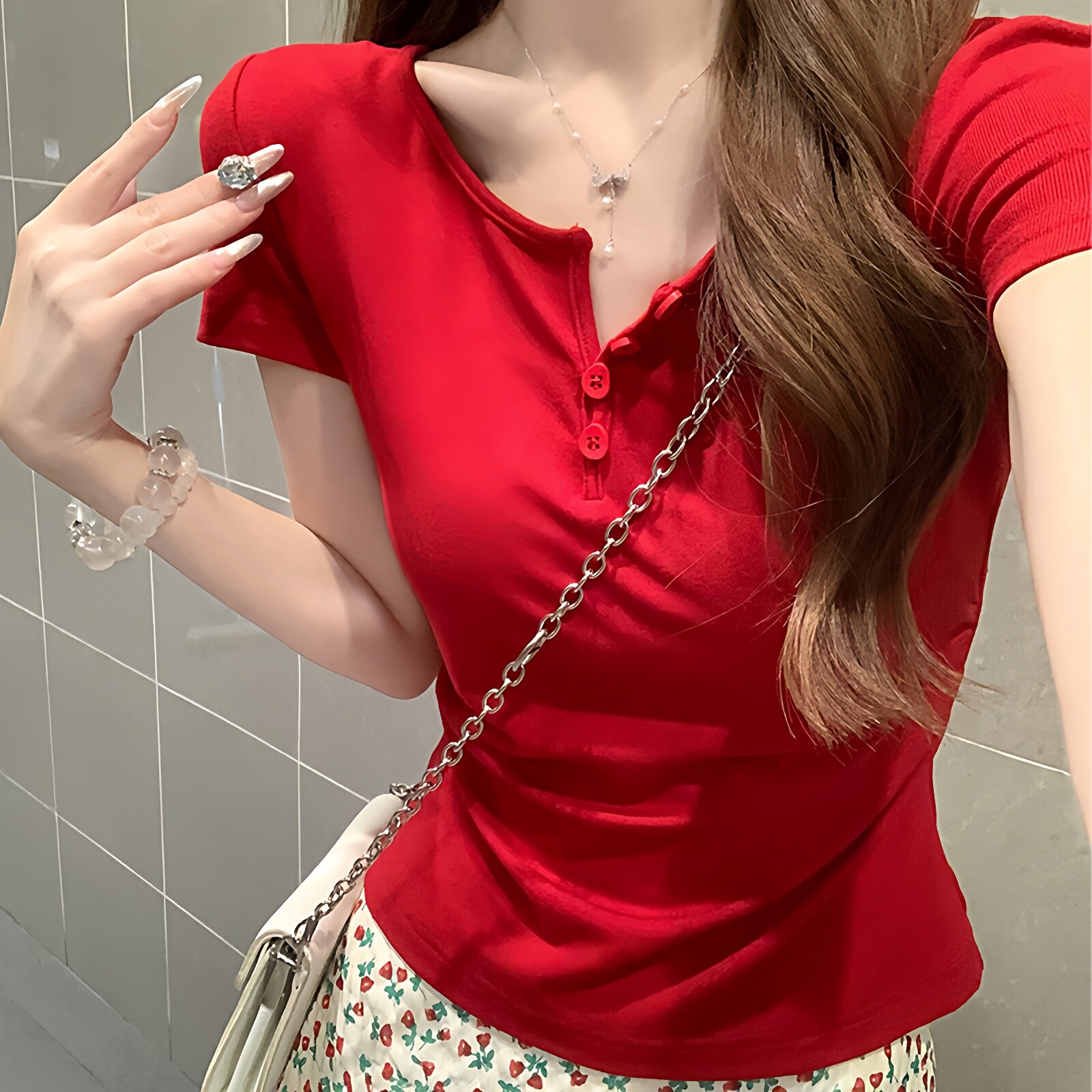 2026新款辣妹半开领纽扣褶皱红色短袖t恤女夏季新款韩版修身T恤