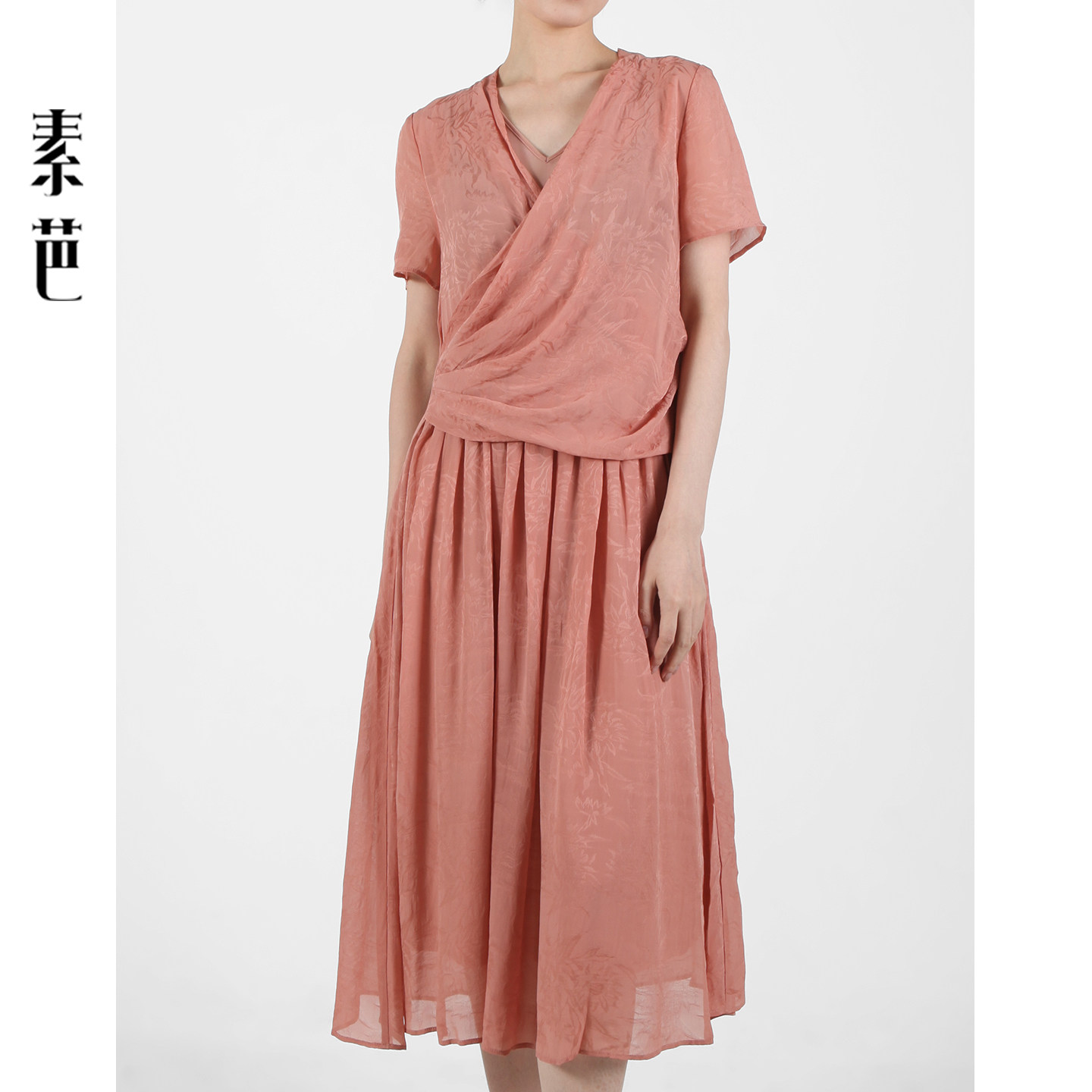 素芭桑蚕丝叠襟连衣裙女夏款褶皱设计时尚透气V领气质长裙SF0621