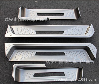 连体全包 16-21款新威霆 V级V260L V250 V260 门槛条迎宾踏板