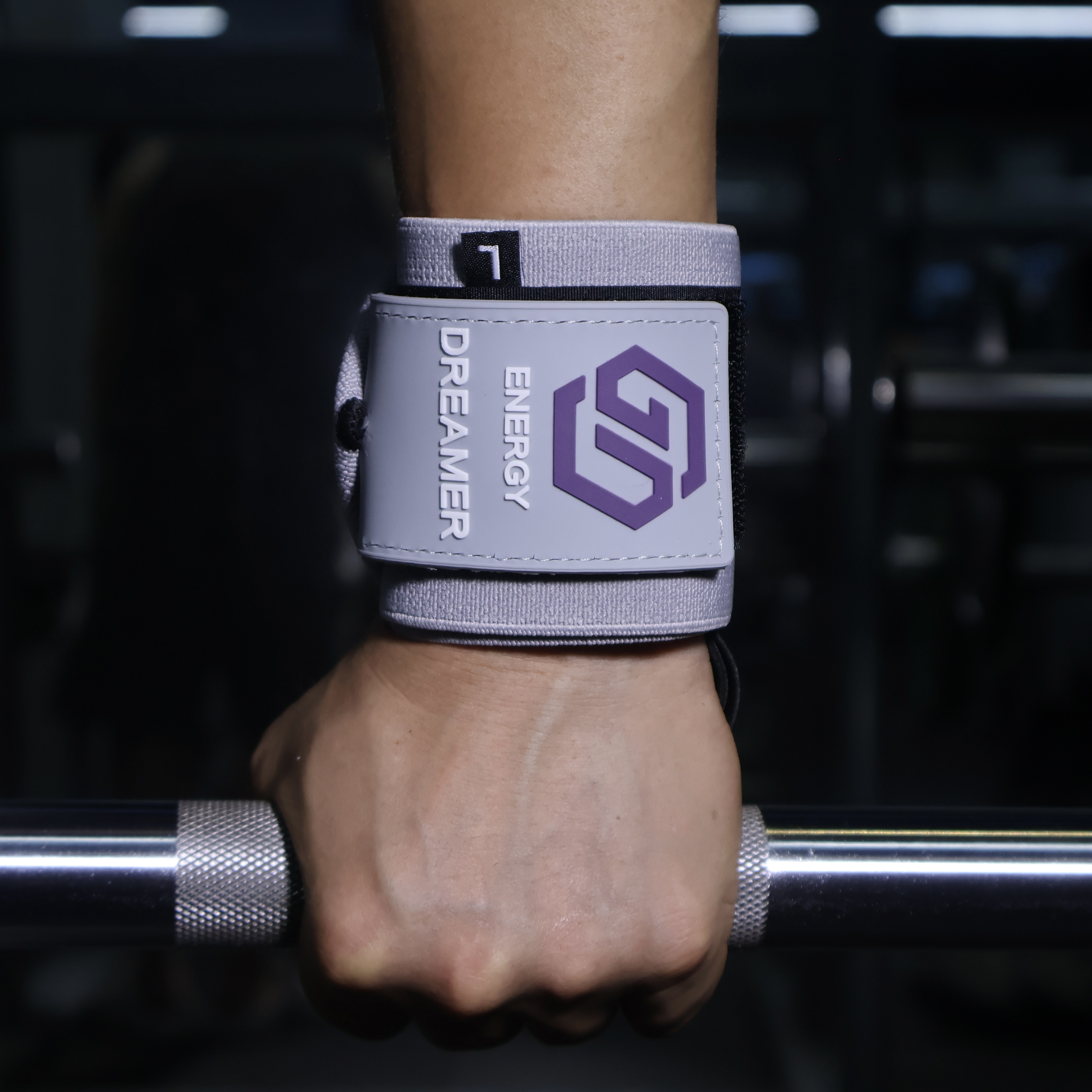 健身加压护腕卧推护手腕助力带