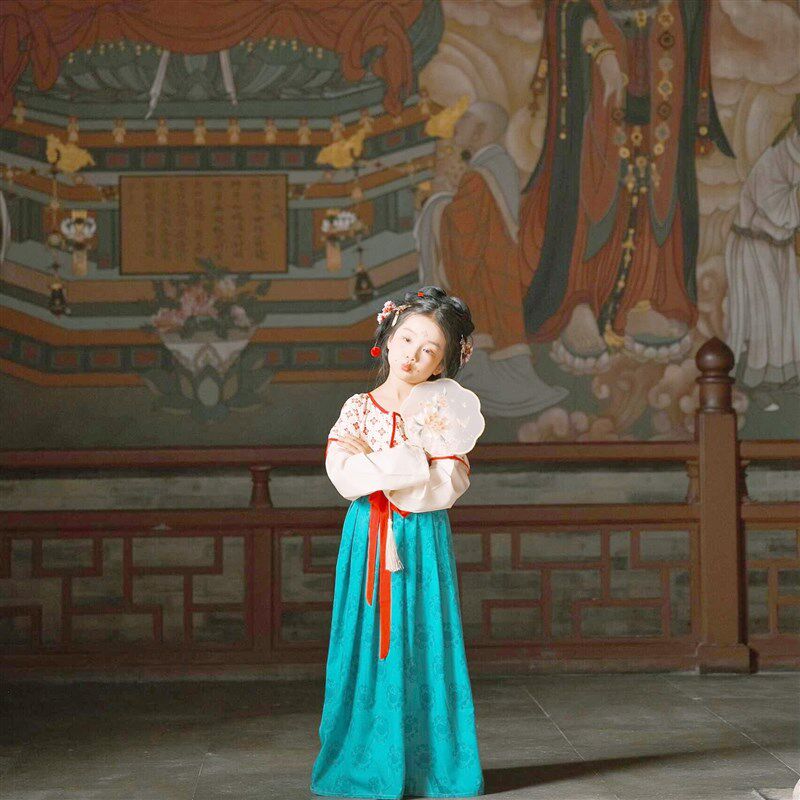 女童汉服坦d领襦裙儿童古装长袖连衣裙中国古风唐代中秋表演服春