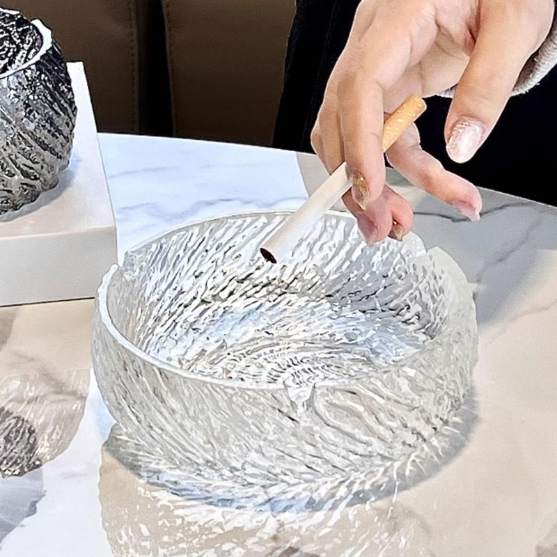 烟灰缸家用客厅高端大气上档次烟缸办公室防灰飞创意礼品摆件烟托