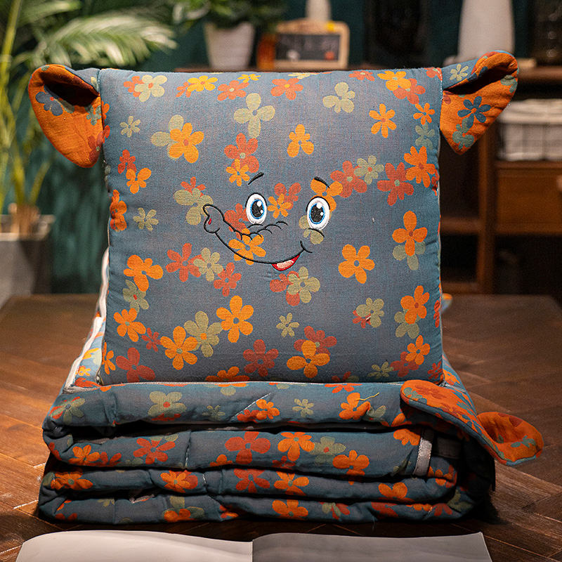 三层纱抱枕被子两用毯子二合一加厚办公室午睡枕头沙发汽车载靠枕