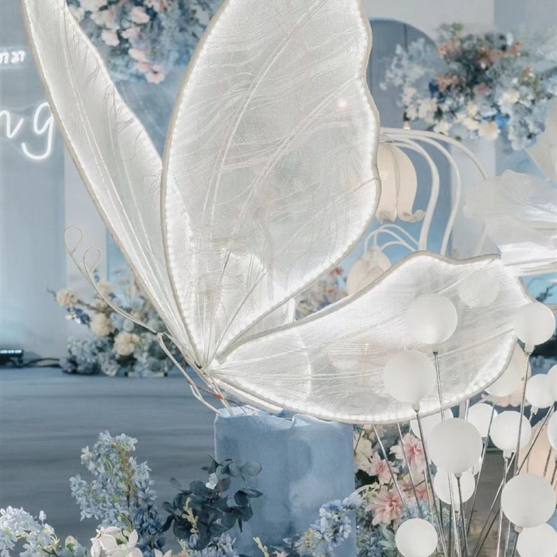 婚庆道具发光蝴蝶翅膀挂件吊顶装饰婚庆舞台铁艺路引摆件俩用背景