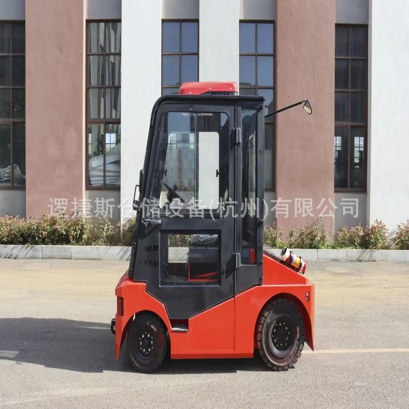 电动牵引车座驾式8吨全封闭驾驶室工厂库房四轮加装空调牵引车