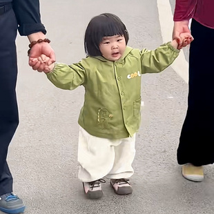 2025款 可爱小鸭恐龙连帽宽松舒适外套 婴幼儿春季 新品