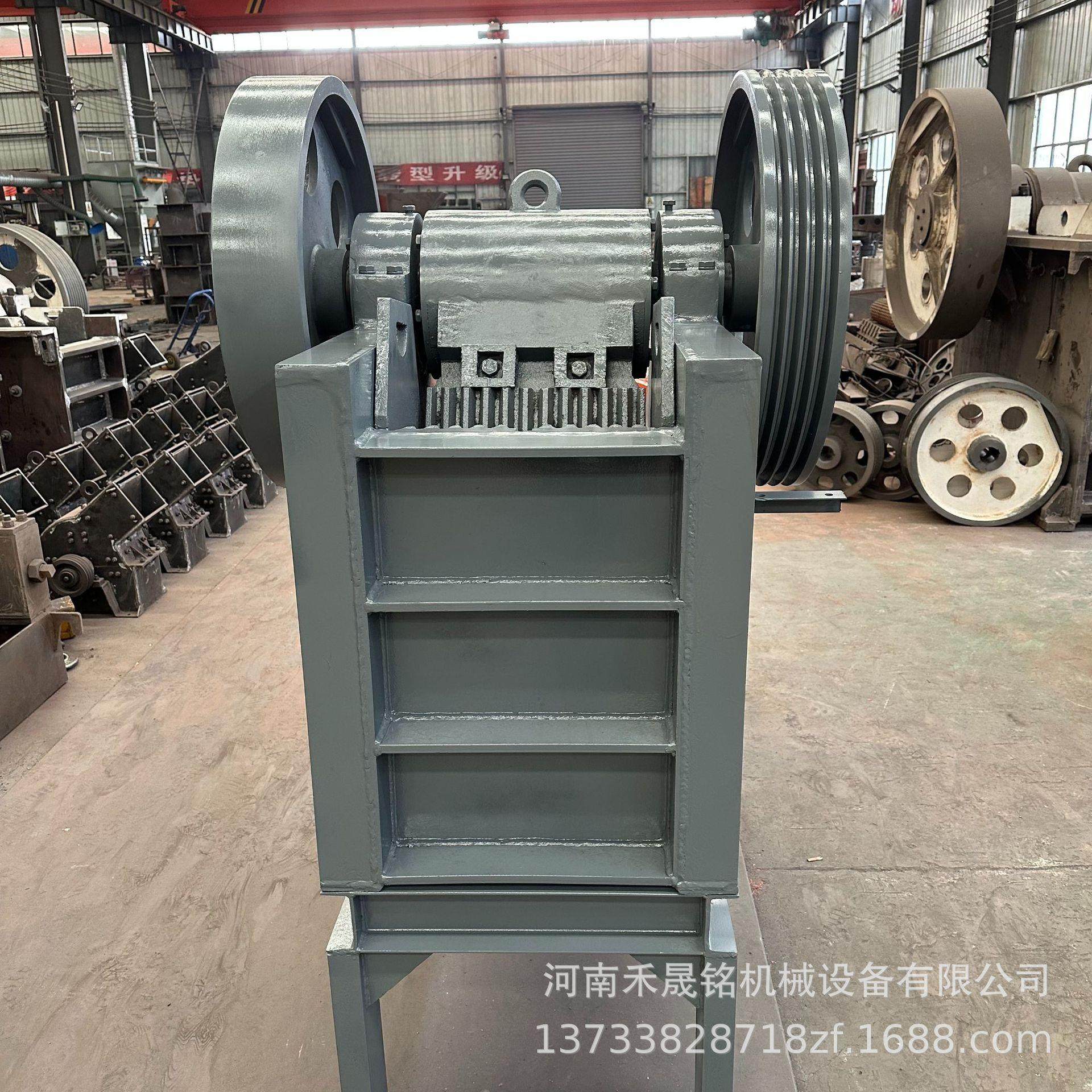 工厂价PE颚式破碎机移动中小型碎石机适用于花岗岩玄武岩河卵石,机械设备,破碎机,淘宝优惠券,粉丝福利购,淘宝优惠卷