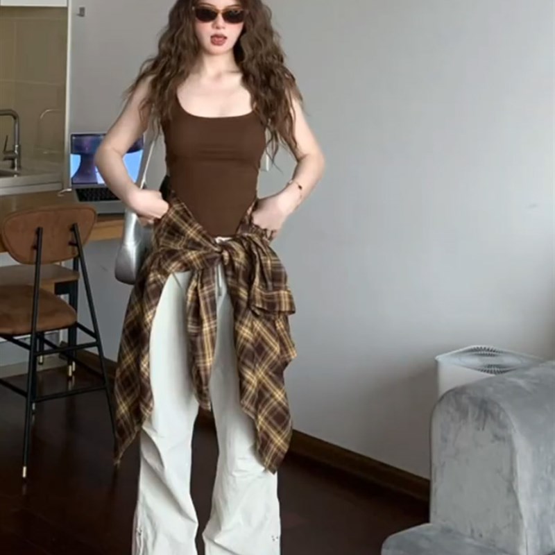 美式复古辣妹吊带小背心女夏季2024新款修身外穿显V瘦内搭无袖上