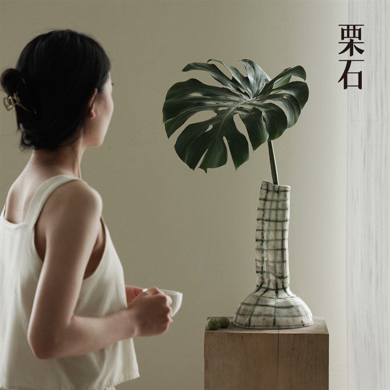 栗石【青楸】彩色手绘陶瓷艺术花瓶现代创意客厅民宿餐桌插花摆件