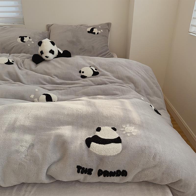卡通熊猫毛巾绣牛奶绒四件套秋冬加厚保暖双面毛绒床上用品三件套