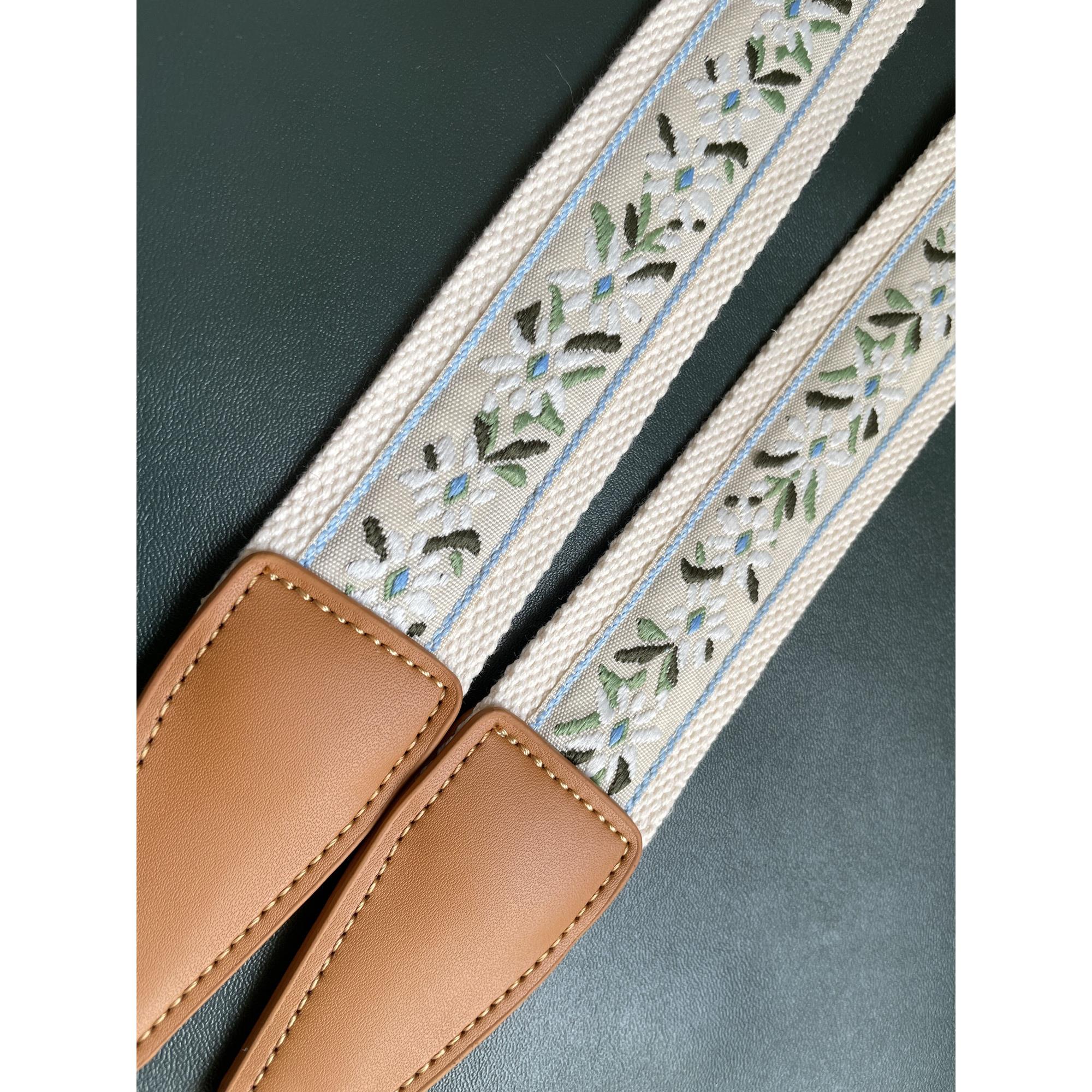 UNIKSTRAP清新绣花相机背带拍立得微单单反相机带CAMERA STRAP